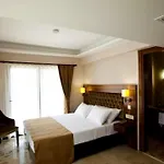 Montana Отель 3*