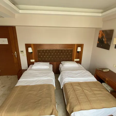 Hotel Montana