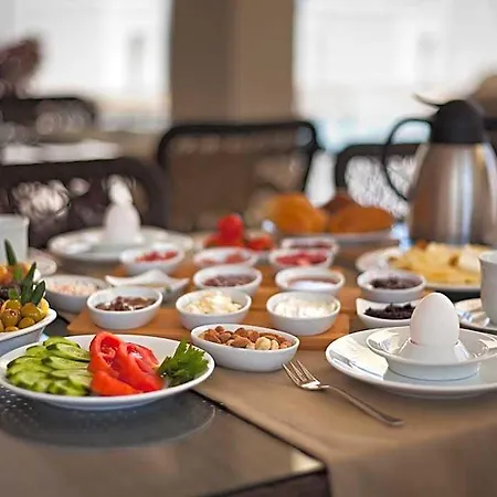 Hotel Montana 3*