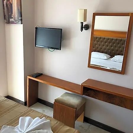 Hotel Montana 3*