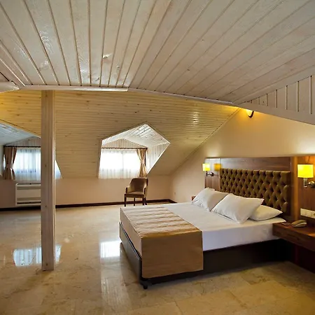 Montana Hotel